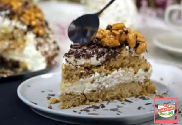 Видео к рецепту «Торт без выпечки из печенья и творога»